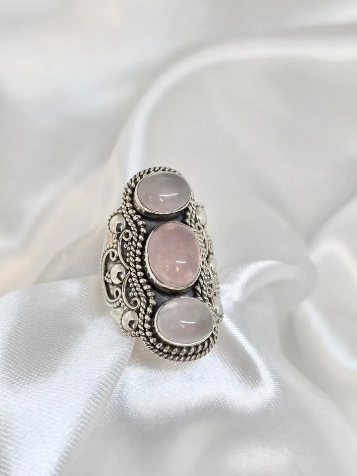 Maxi anel três marias de quartzo rosa 