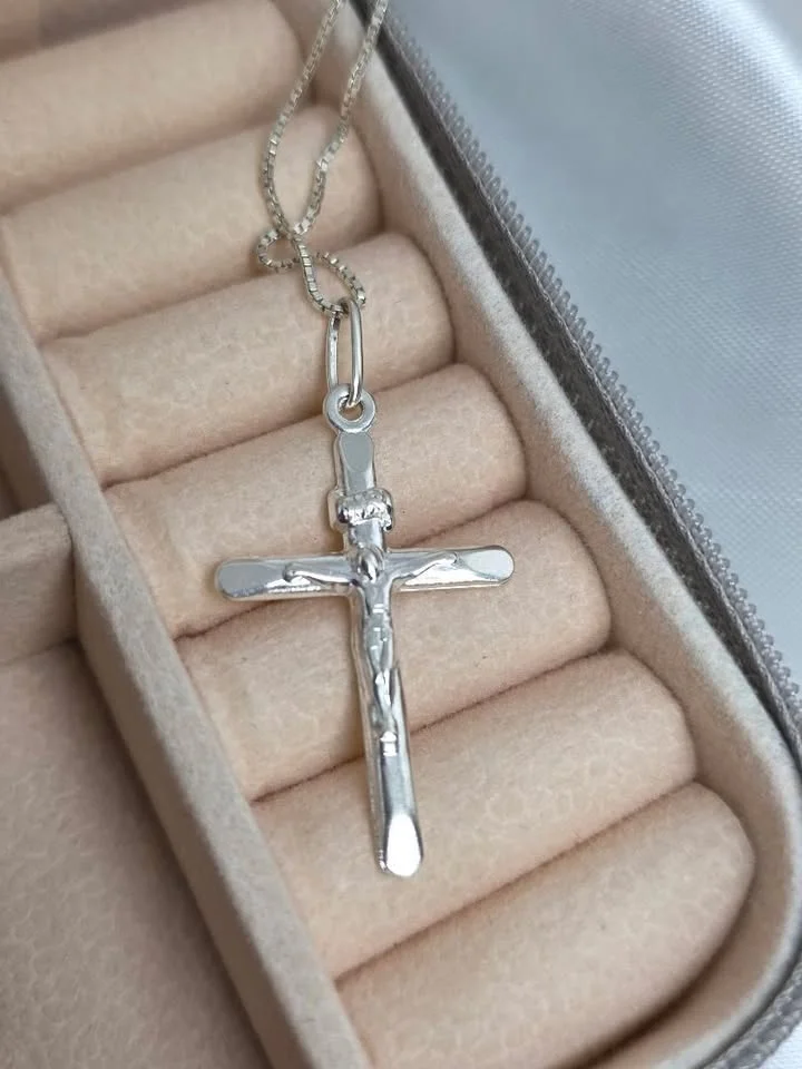 Colar Cruz de Cristo 