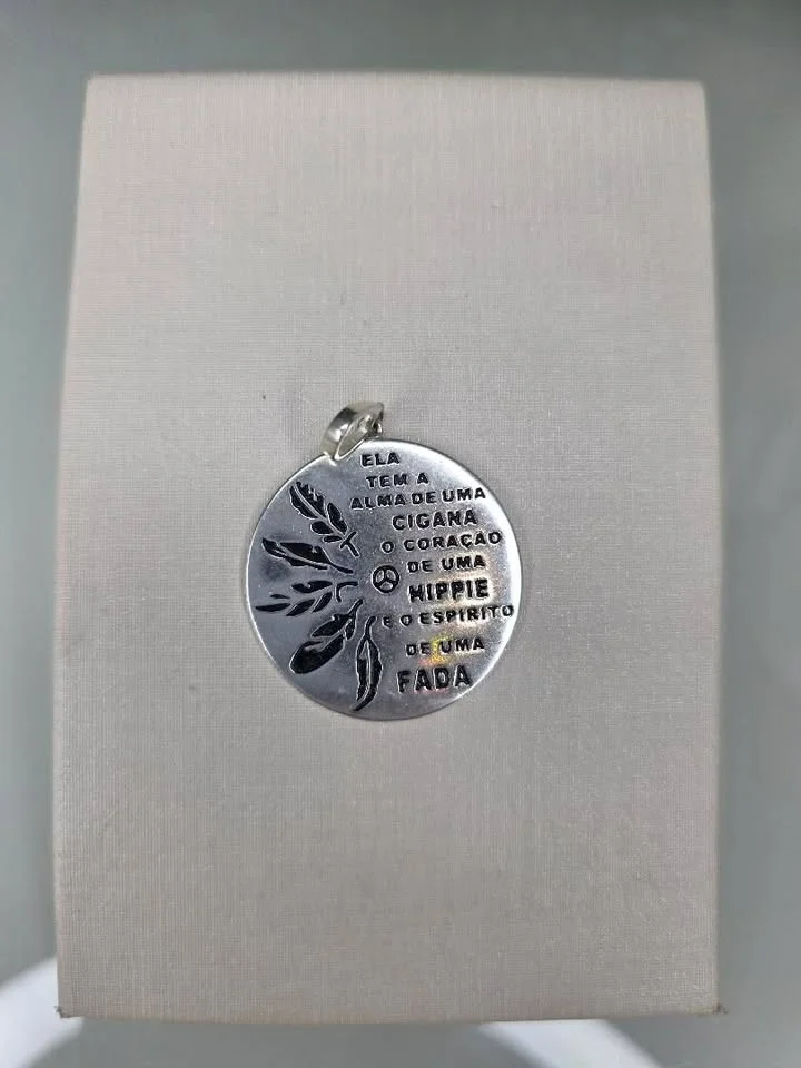 Pingente medalha alma cigana 