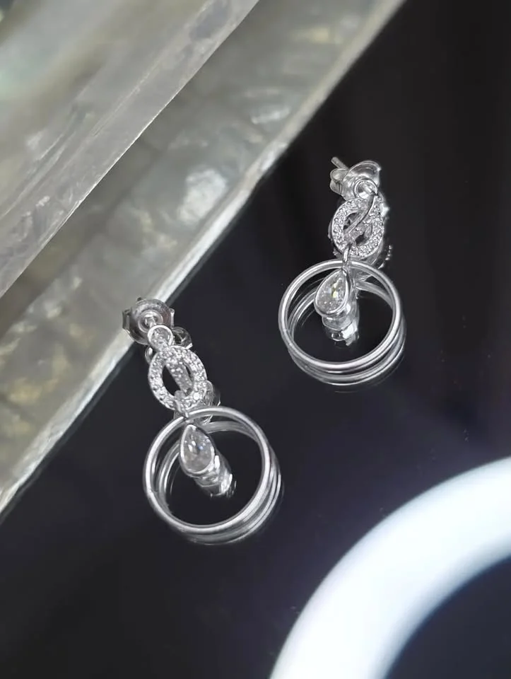 Brinco inspiração bvlgari
