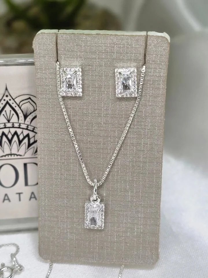 Conjunto zircônia quadrada