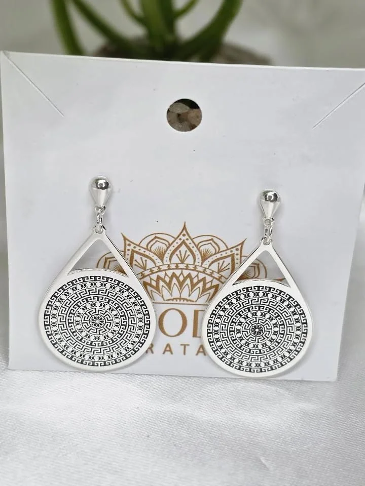 Brinco pêndulo de mandala
